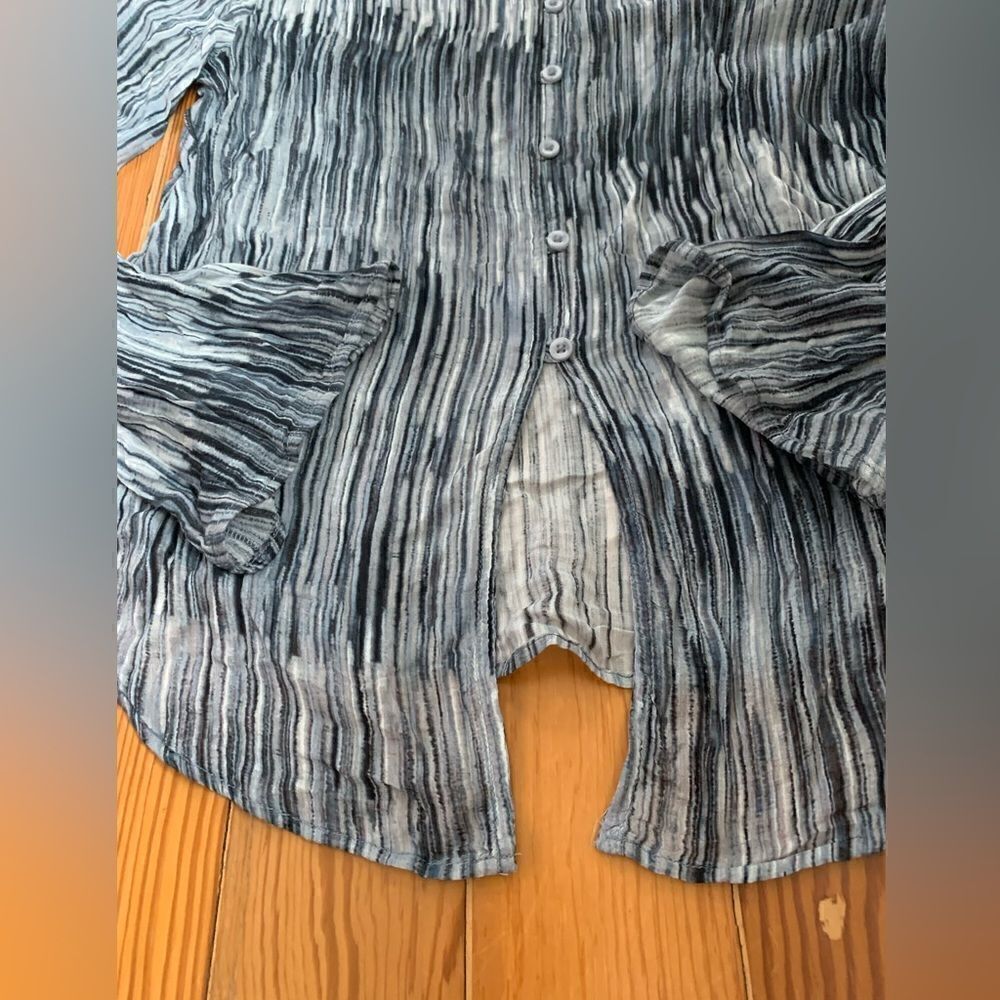 Cloth and Stone Top - Picture 10 of 10